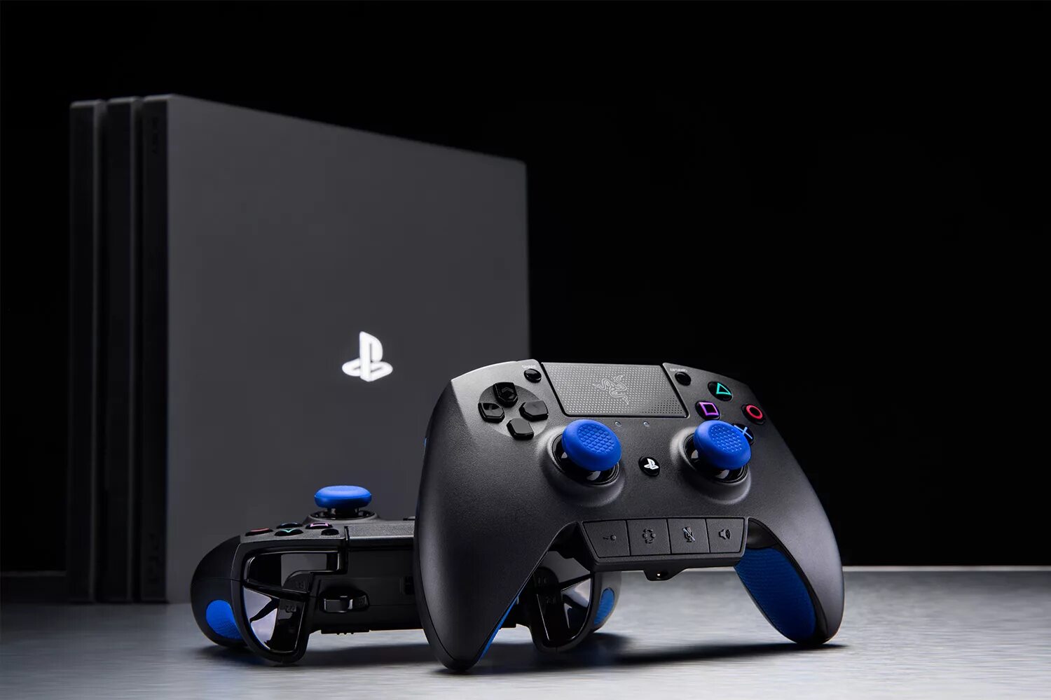 Большая 5 playstation. Ps 5 825 гб. Sony playstation ps5. Плейстейшен 5 консоль. Sony playstation 5 blue 1 tb.