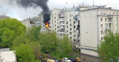 Бережковская набережная что горит