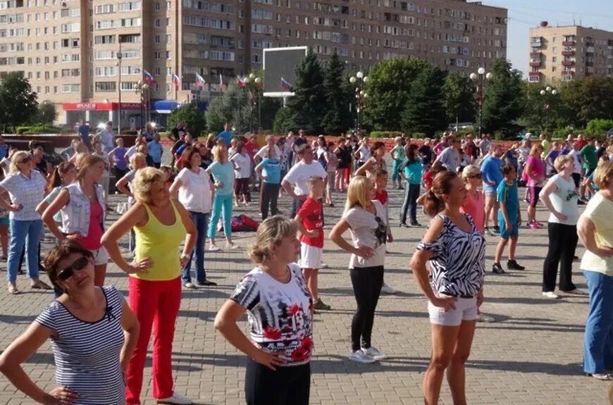 Орехово зуево погода на неделю 14. Зумба Орехово-Зуево. Население Орехово-Зуево на 2022. Население города Орехово Зуево. Население в Орехово-Зуево 2021 год.