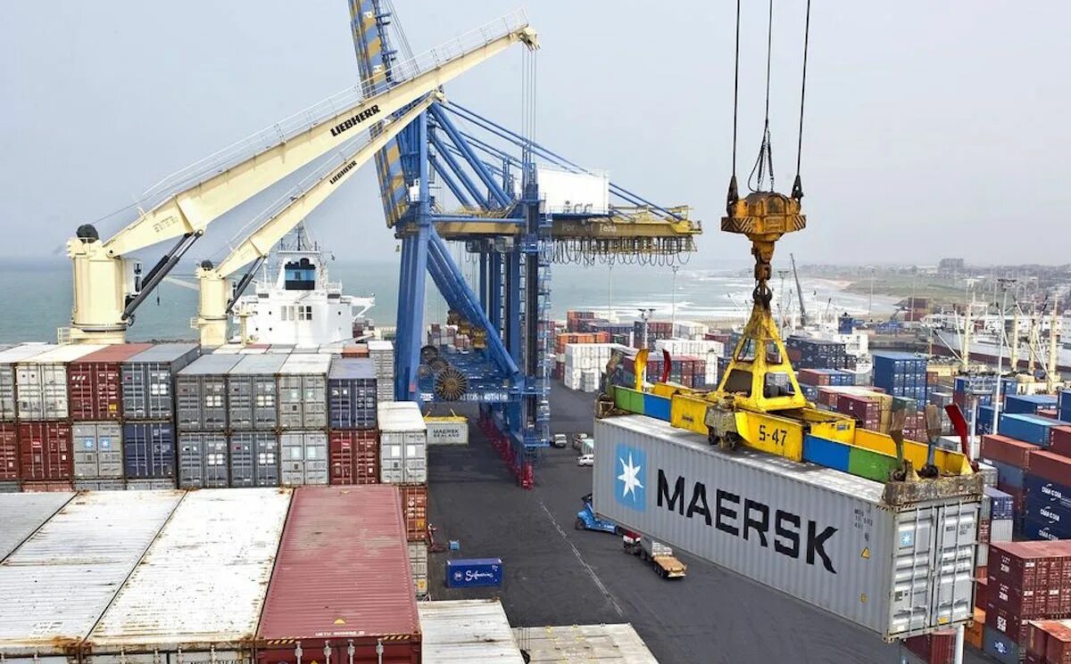 Порт тема. Порт tema ghana. Порт tema ghana. Порт ганы. Йона-гана порт.