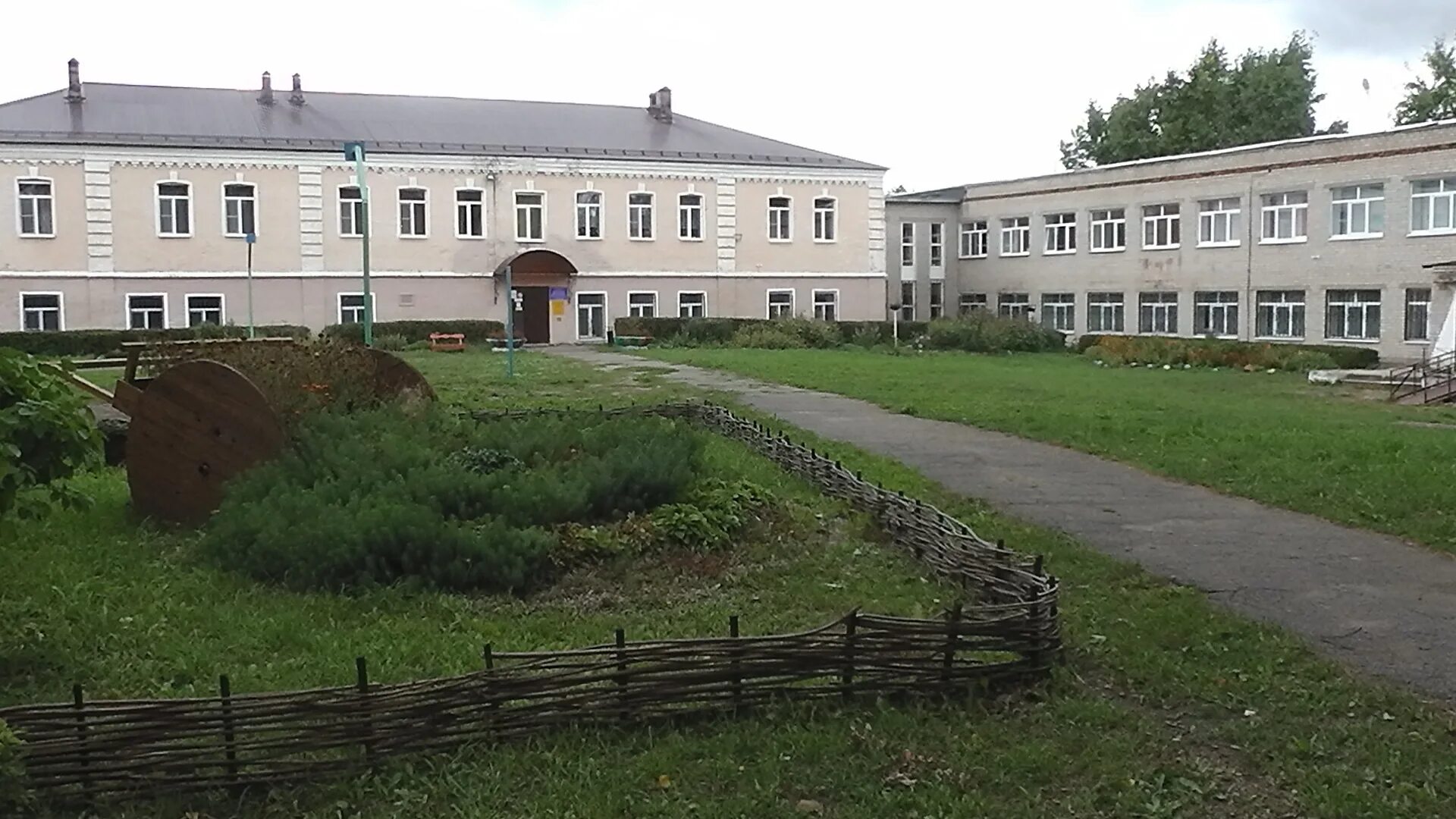 приволжская школа