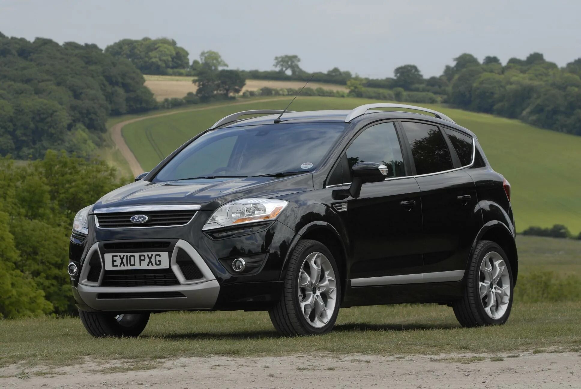 Куга машина. Ford Kuga 2008-2012. Ford Kuga 1. Ford Kuga 2. Ford Kuga 2008.