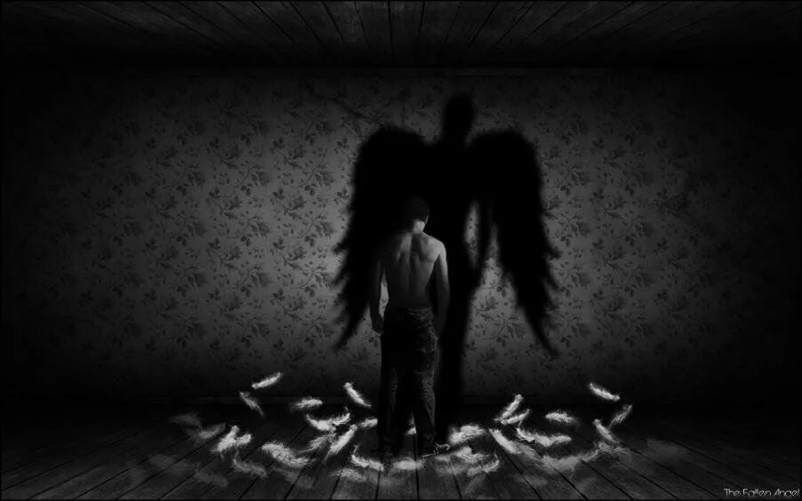 Те кто смотрит в сердце тьмы. Падший ангел Крылья. Черная душа. Тьма в душе. Ангел с крыльями в темноте.
