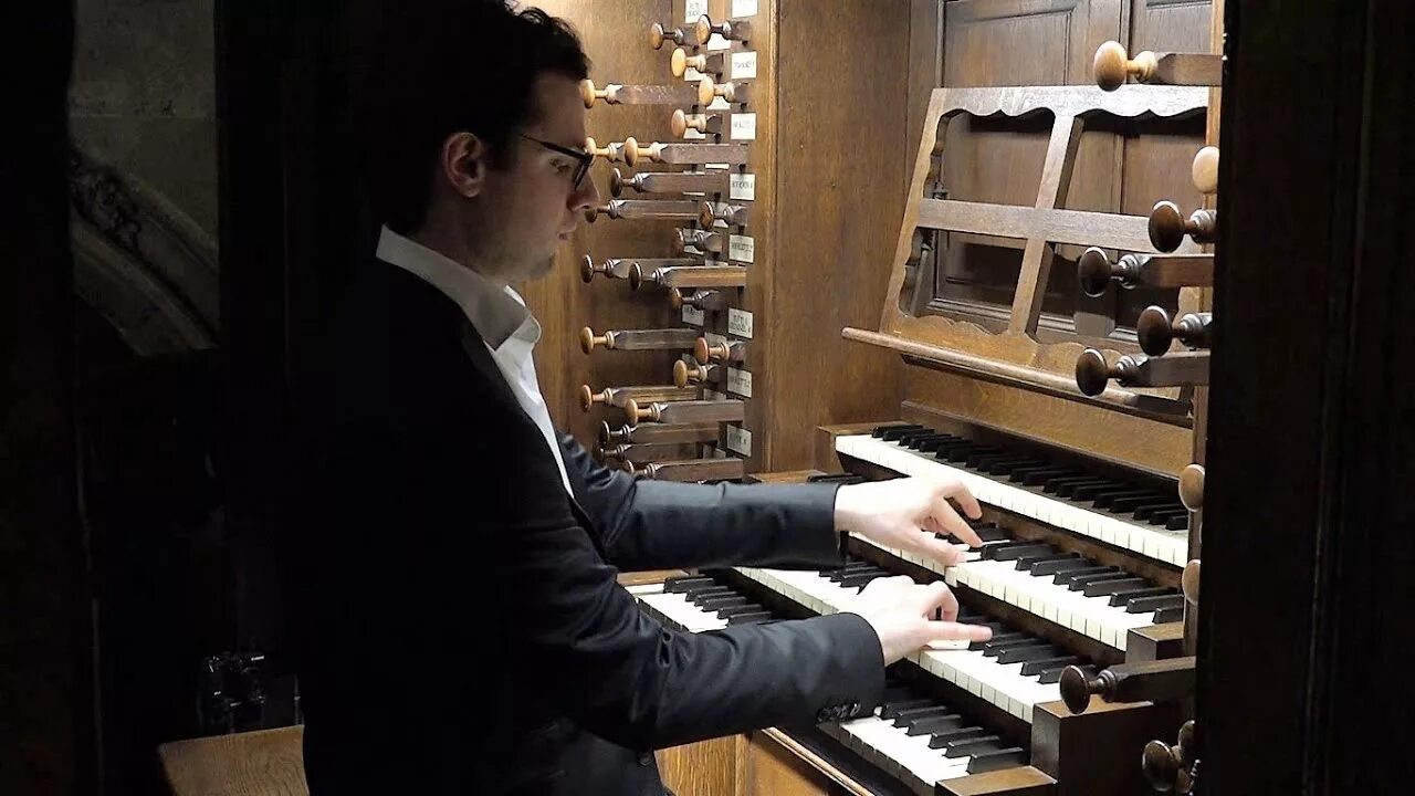 бах симфонический оркестр. симфония баха слушать. соната №1 h-moll бах. бах симфония номер 5. симфония баха слушать.