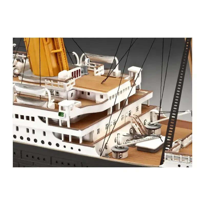 Revell Титаник 1 400. Сборная модель RMS Titanic 1/400. Сборная модель Моделист лайнер "Титаник" (170068) 1:700. Сборная модель «лайнер — Титаник» Моделист. Сборка корабля из пластика