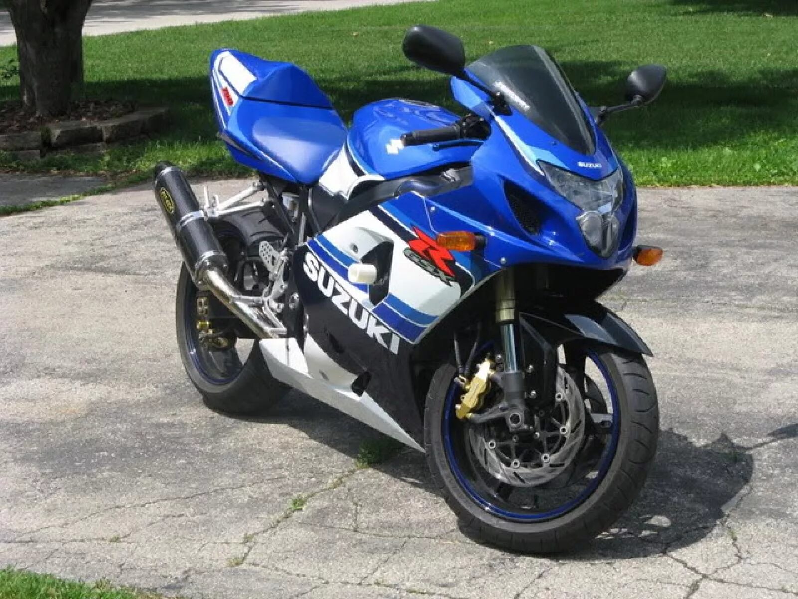 Gsx r купить. Suzuki GSX R 750 k6. Suzuki GSXR 750. Suzuki GSX-R 750 k7. Suzuki GSX R 750 2006.