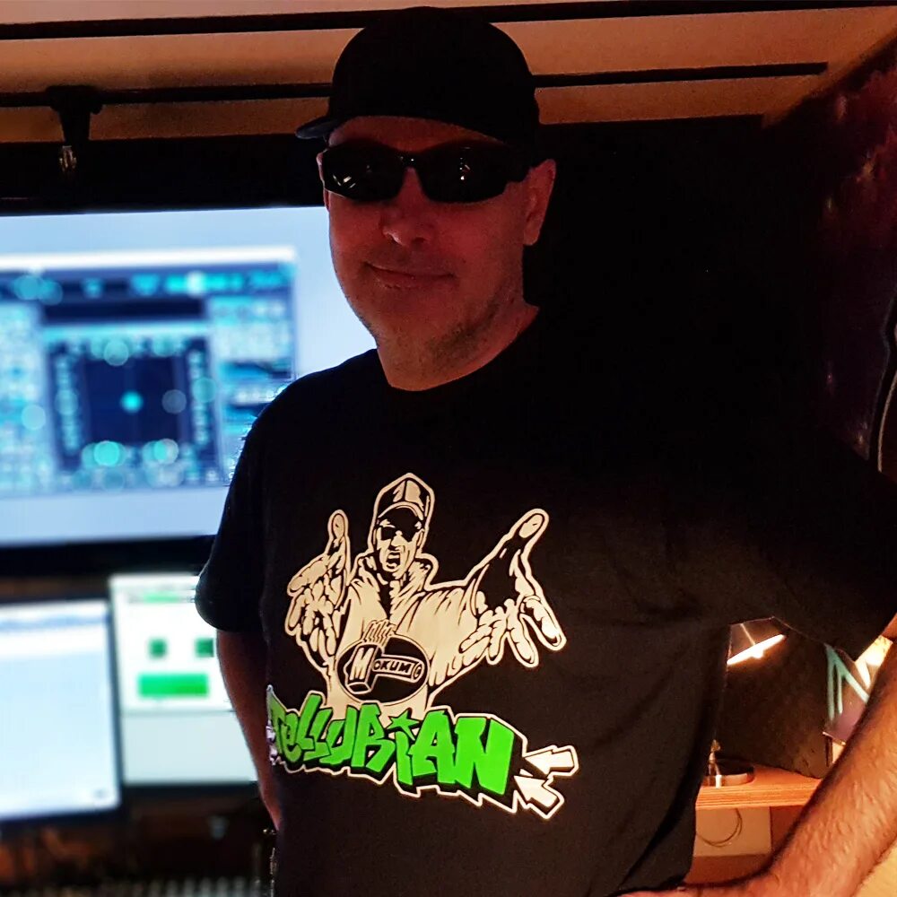Record t. Dj tellurian. tellurian trespass. mokum records. dj tellurian in moscow 90&#039;.