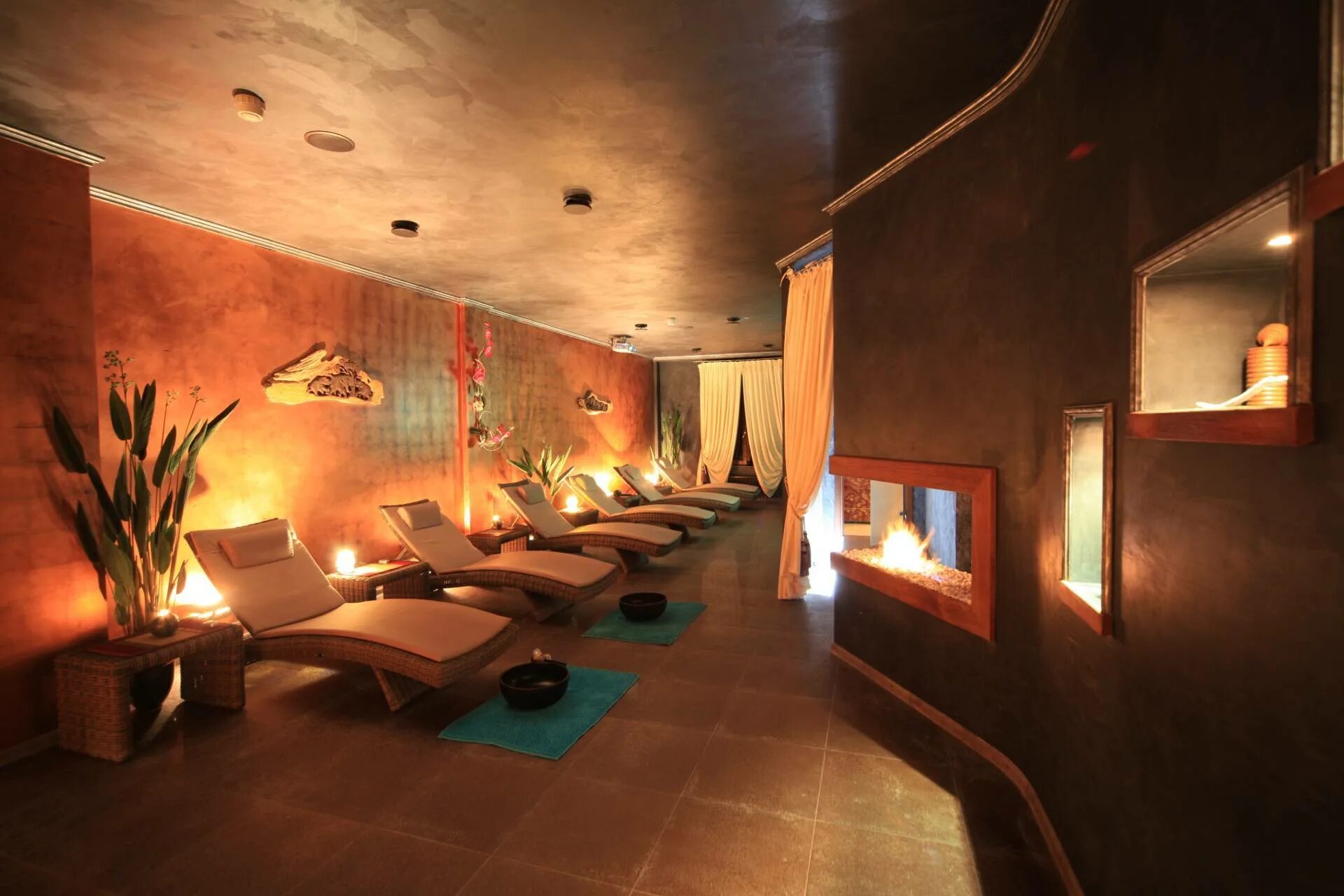 Palmira garden hotel spa видное. Спа зона. Спа салон видное. Сауна на конева, омск. Спа центр рахат избербаш.