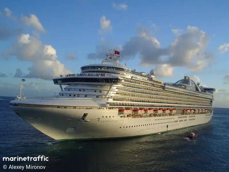 Seabourn quest лайнер. Морской водный транспорт. Морской водный транспорт. Круизный лайнер. Морской пассажирский транспорт.