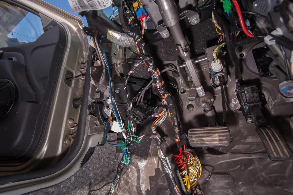 снять торпеду дастер