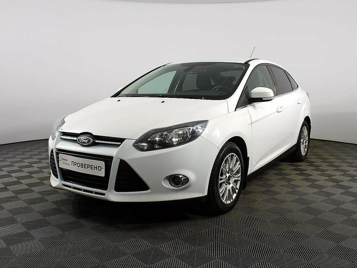 Форд фокус 3 хэтчбек серебристый. Форд 3 2011. Ford ford focus 2011. Форд фокус 3 седан белый 2011. Форд фокус 3 хэтчбек белый.