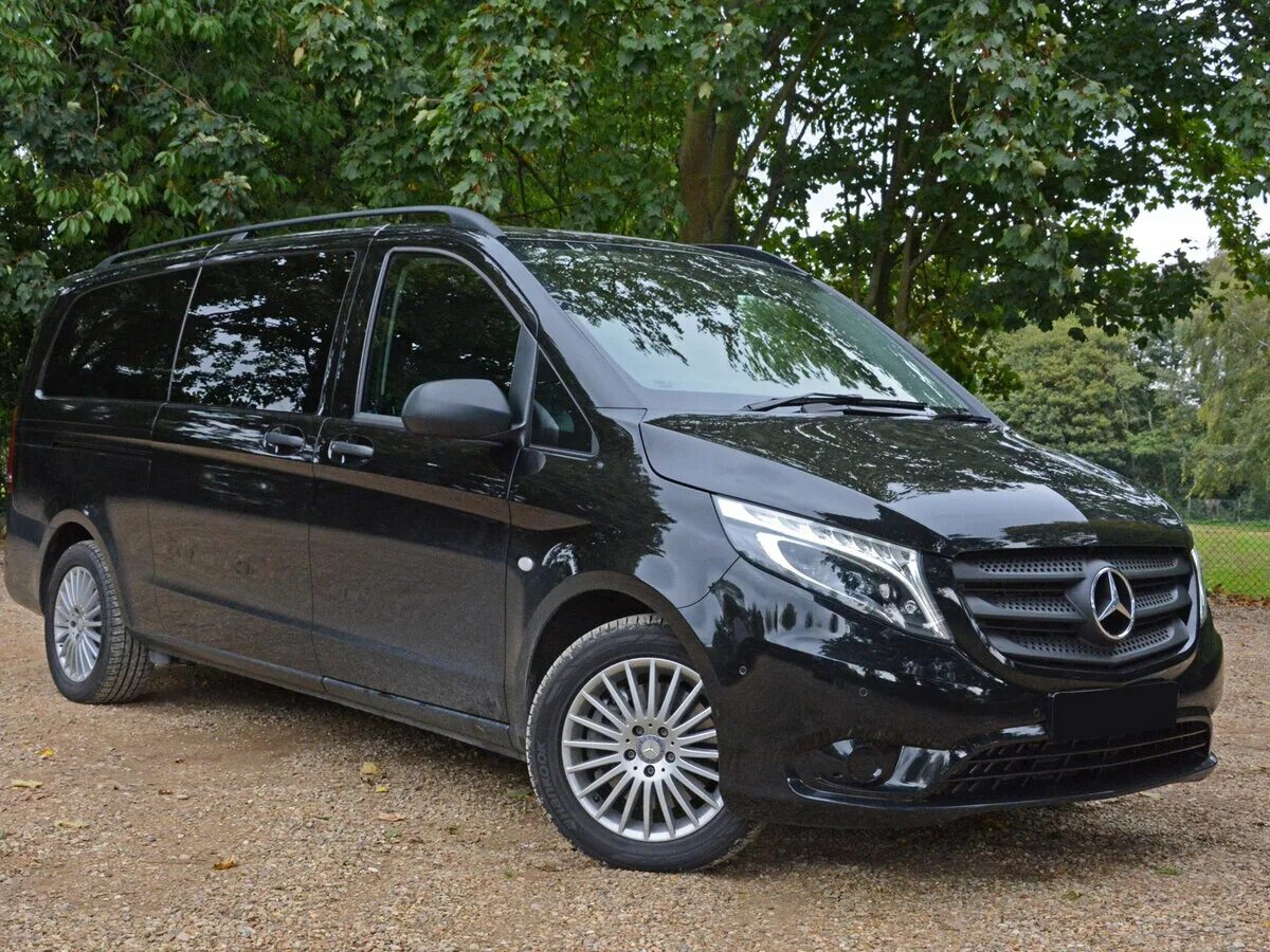 Vito v. Мерседес Vito. Мерседес Вито 2017 черный. Мерседес Вито 2022. Mercedes Vito 114 CDI.