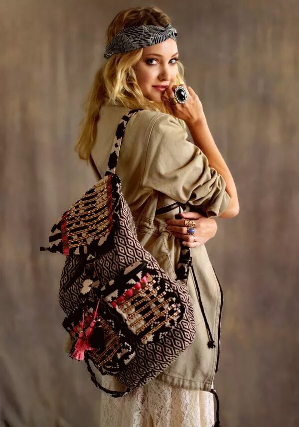 Богемный стиль- бохо шик. Белая жилетка в стиле бохо шик. Стиль романтизм в одежде. Стиль городской шик. Хиппи шик.