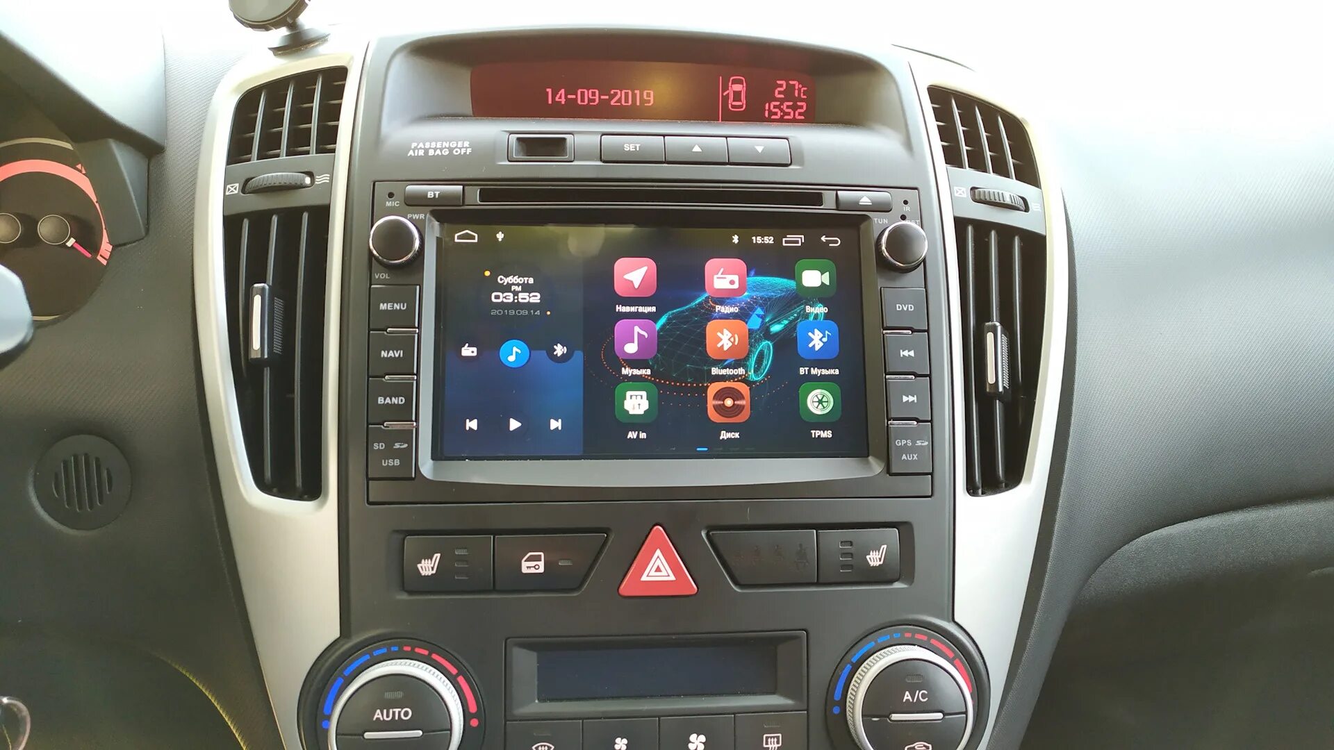 Штатная магнитола kia ceed 2010. Штатная магнитола w203. Штатная магнитола киа рио 2012. Штатная магнитола киа церато 3. Мультимедиа штатная тойота королла.