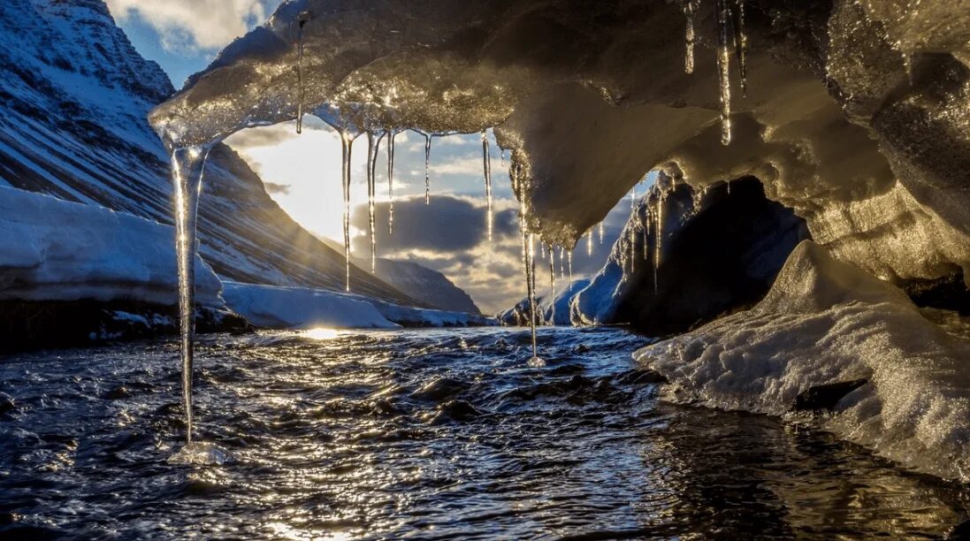 Землю талая вода песня