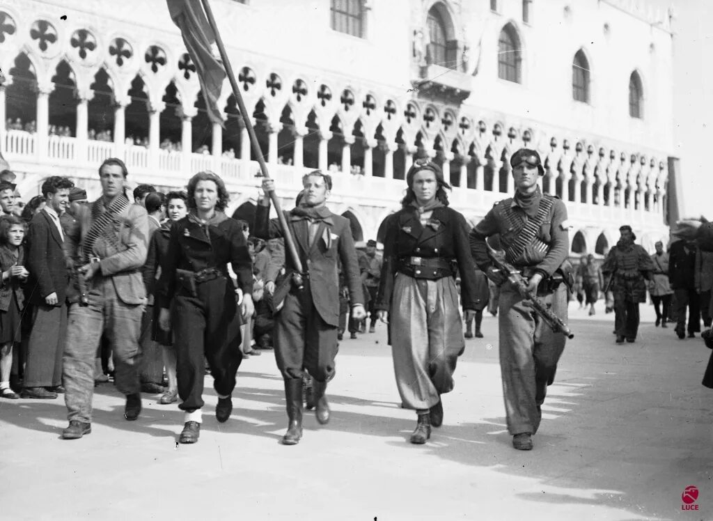 Итальянские Партизаны в второй мировой войне. Движение сопротивления в Италии. Италия Партизаны 1944. Движение сопротивления в Италии в годы второй мировой войны.