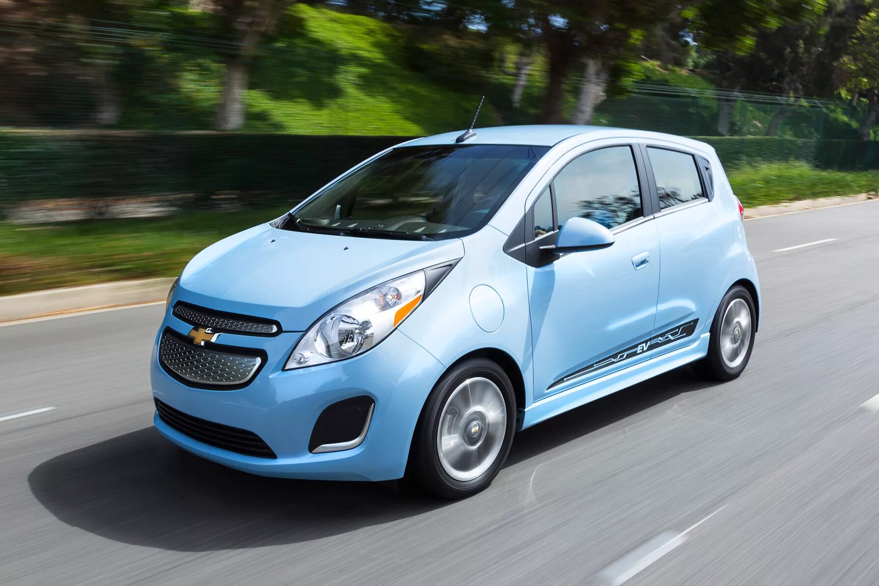 Spark smart. Шевроле спарк 2014. chevrolet spark m300. шевроле малолитражка спарк. chevrolet spark ev.
