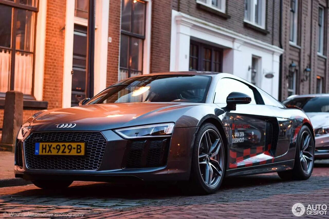 V 10 version