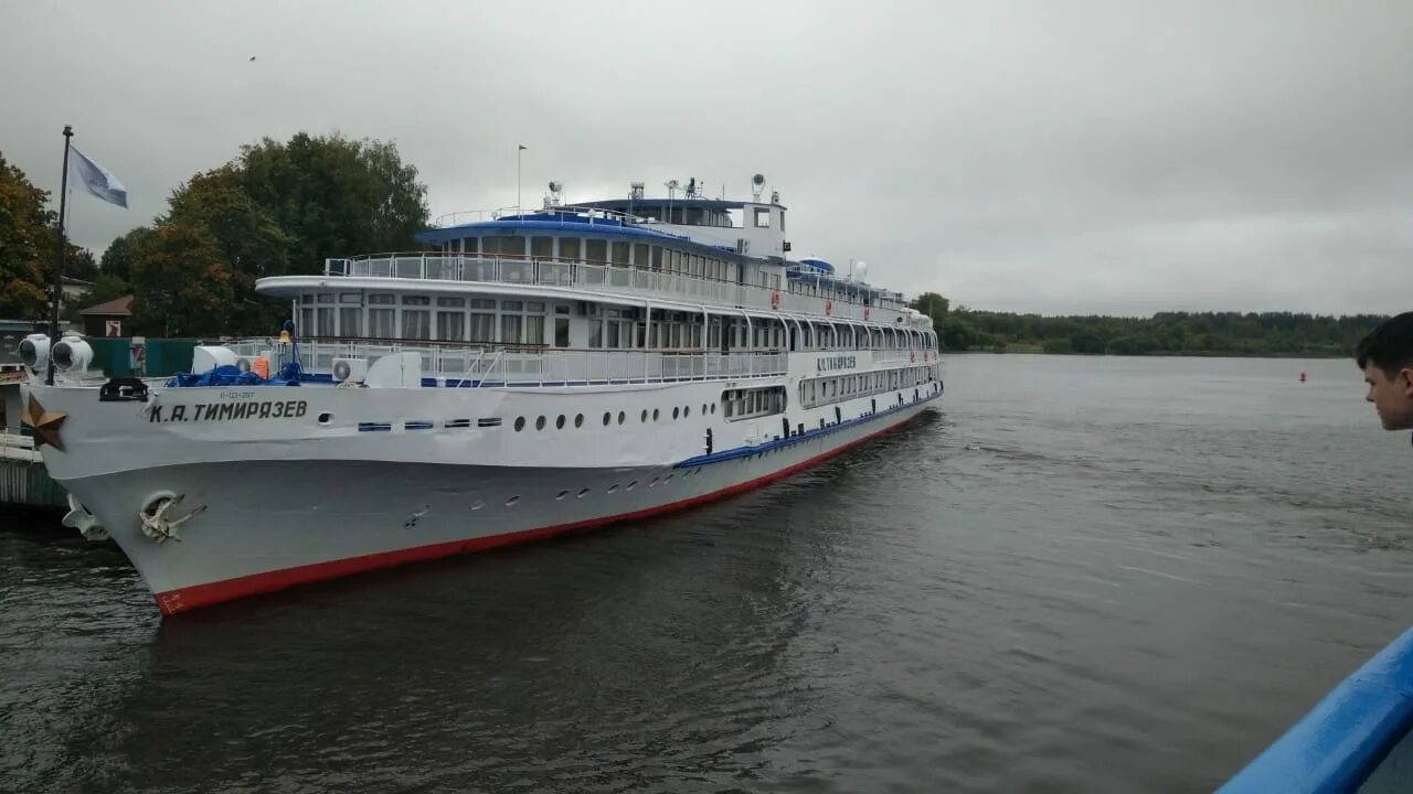 Коломна набережная с которой отходит теплоход. Откуда отходят теплоходы. Откуда отходят теплоходы. Откуда отходят теплоходы. Теплоход тургенев.