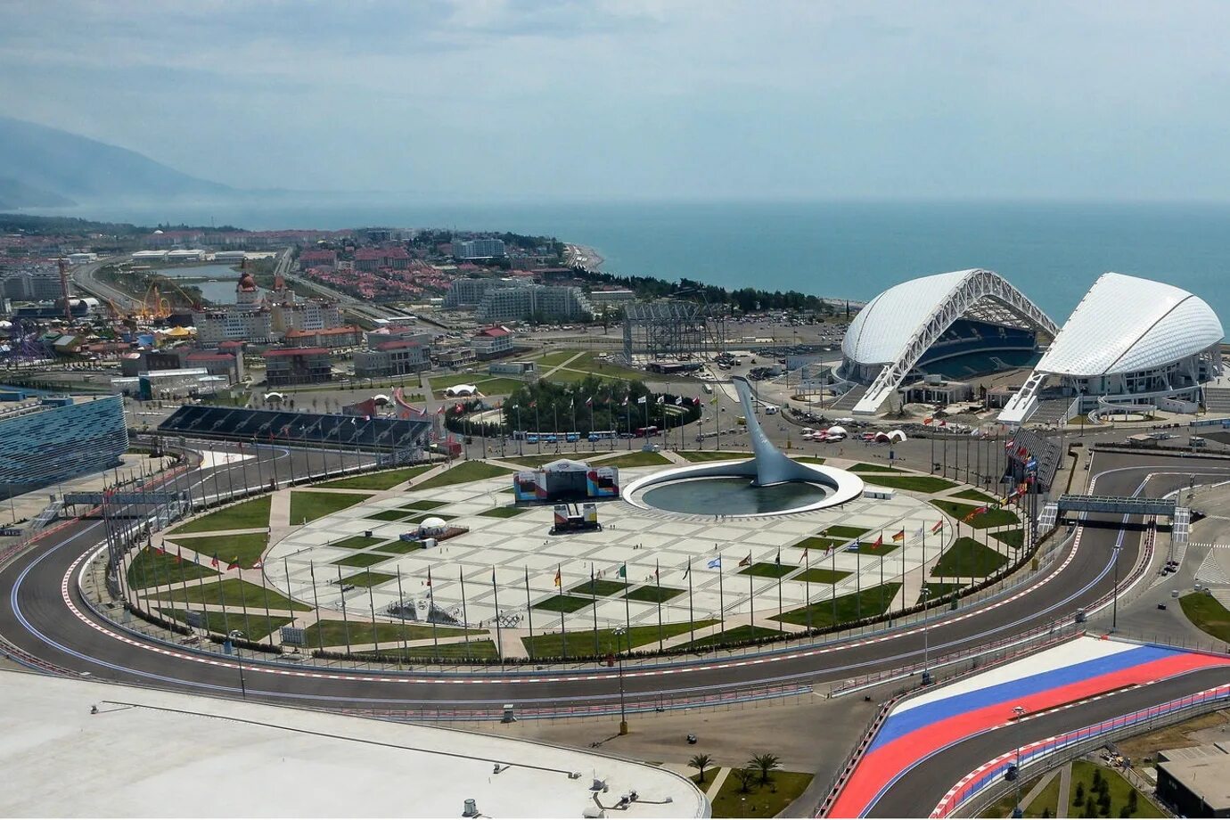 Казино эсто садок сочи. Концерты в сочи. Сочи выступает в сочи. Новая волна сочи. Новая волна 2017.