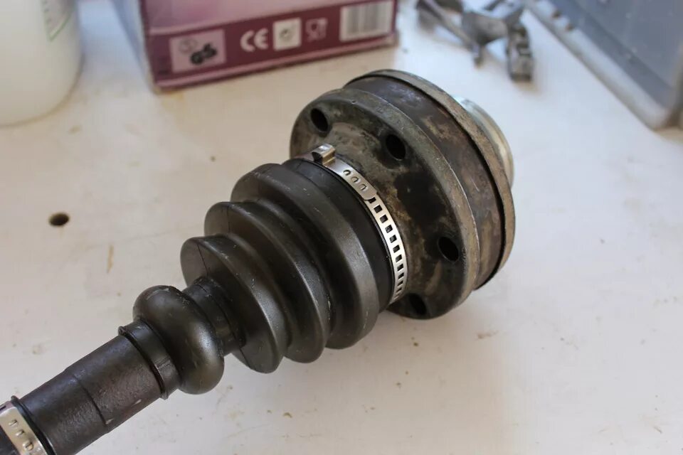 Внутреннего шруса мерседес. Пыльник внутреннего шруса мерседес вито 638. Шрус внутренний mercedes benz w245 b-klasse. Внутреннего шруса мерседес. Пыльник шруса мерседес 190.