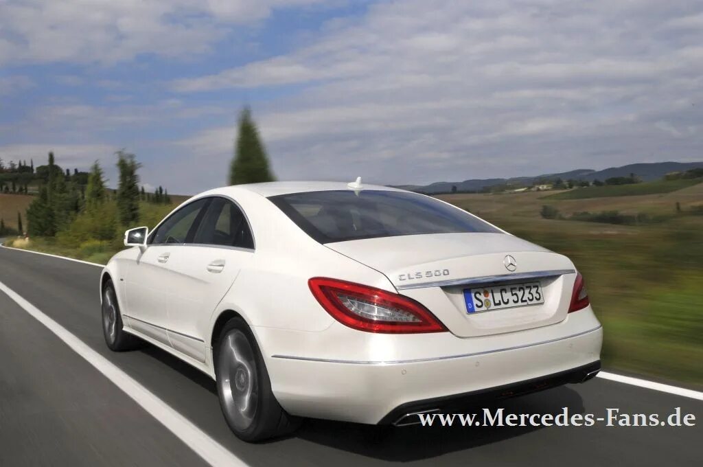 Мерседес ЦЛС 500. Мерседес CLS 500 новый. CLS 500 2011.