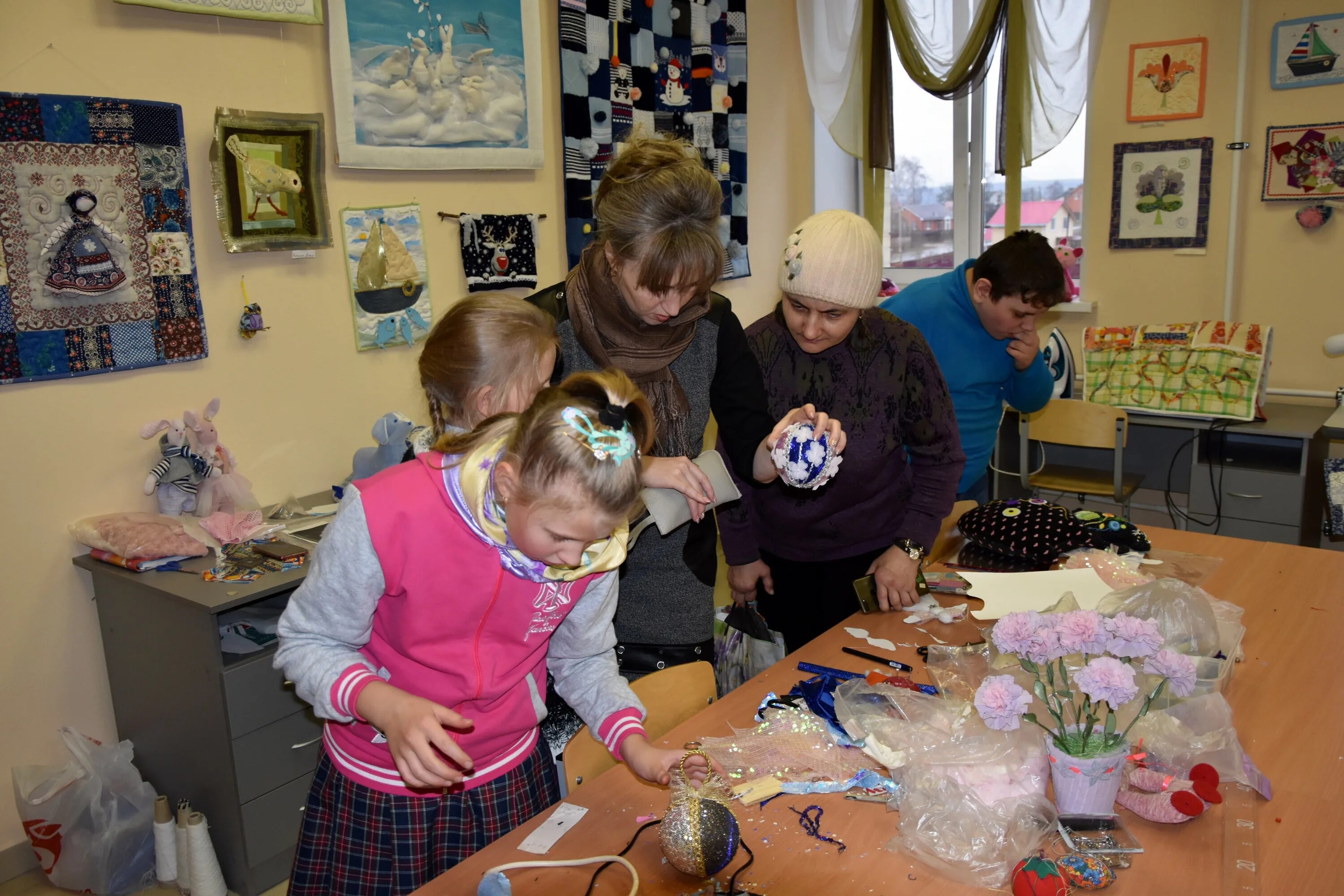 22 школа - интернат 22. гкоу специальная коррекционная общеобразовательная школа-интернат 7. школа интернат махачкала слабослышащих школа-интернат для глухих. школа интернат с тнр. мстиславская школа интернат для детей с тнр.