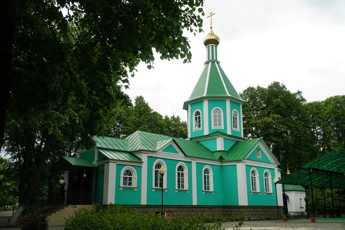 Серафимо-Саровский мужской монастырь. Серафимо Саровский монастырь Грибановский район.