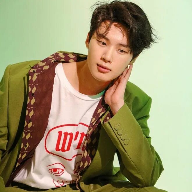Donghee. Чан Гын Су Итэвон.