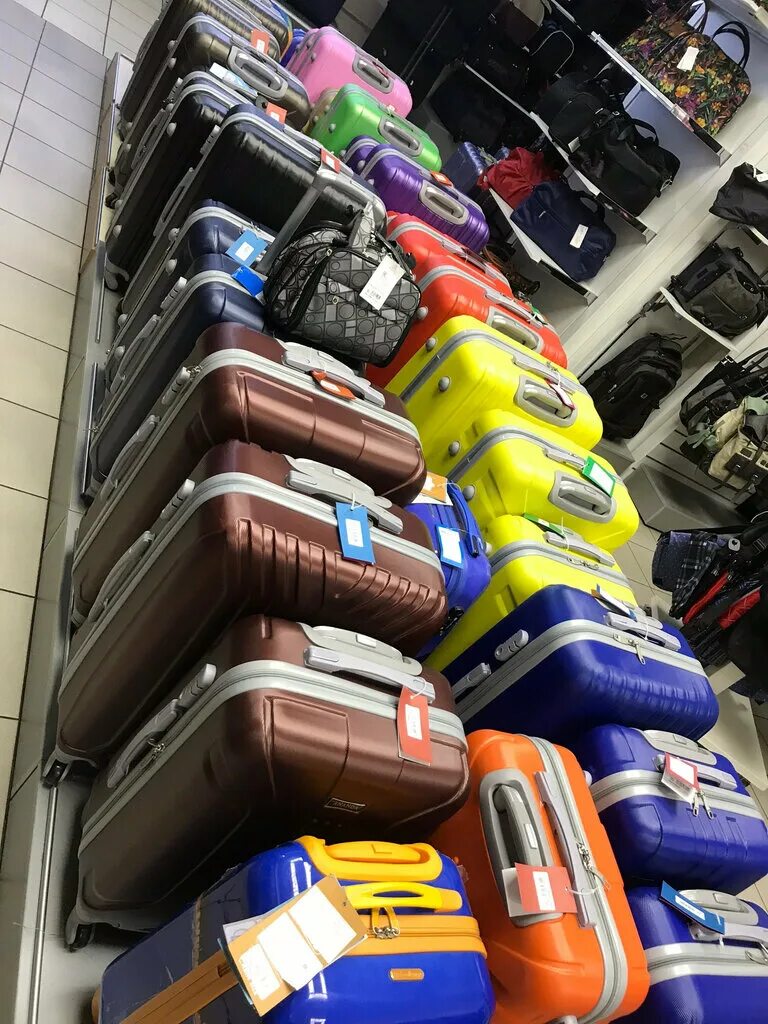 магазин чемоданов в спб. American tourister тканевый чемодан большой. чемодан про магазин. магазин запчастей для чемоданов в спб в розницу в невском районе. сумки и чемоданы магазины в москве.