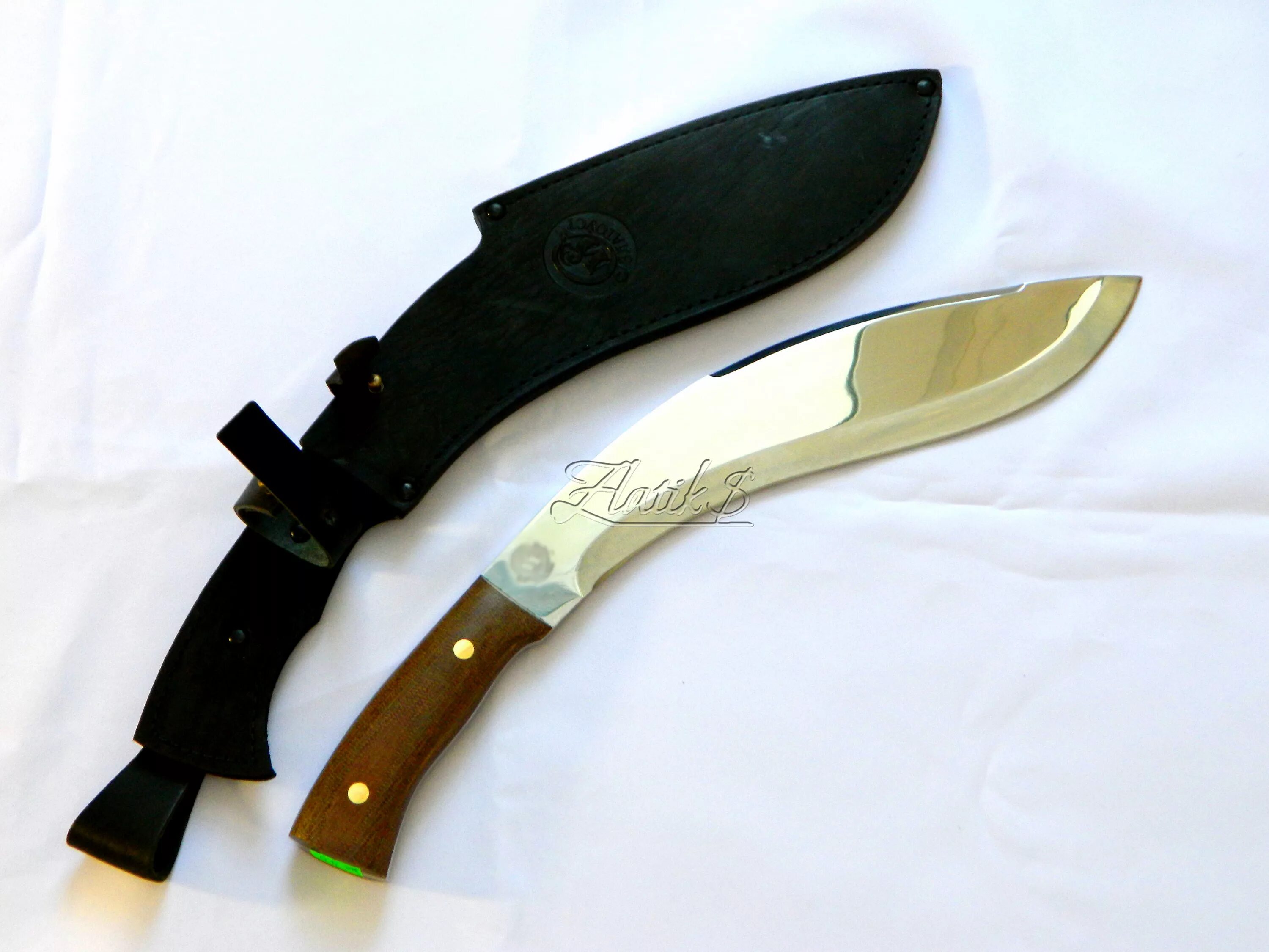 нож тибет витязь. кукри непал 2014. боевой нож кукри непал. нож кукри. кукри бадхум.