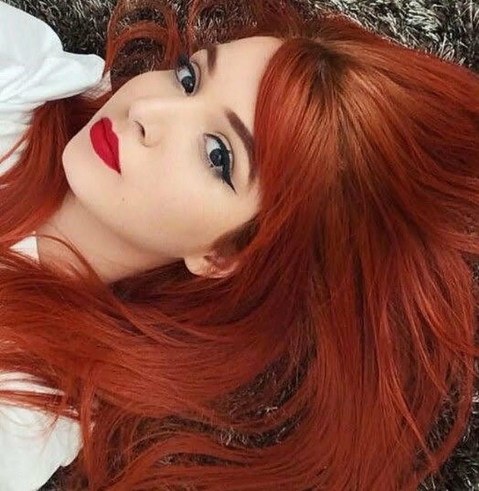 Redhead red. Рыжеволосая Катрин кюн. Дайана Кранк рыжая.