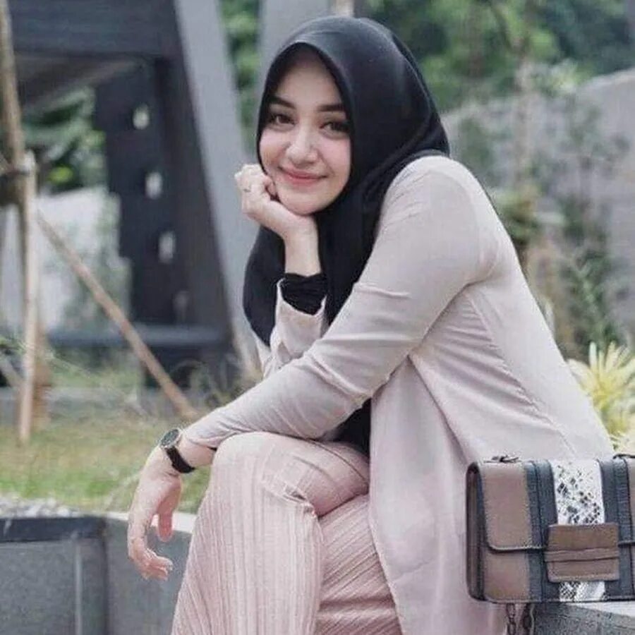 Cantik polos