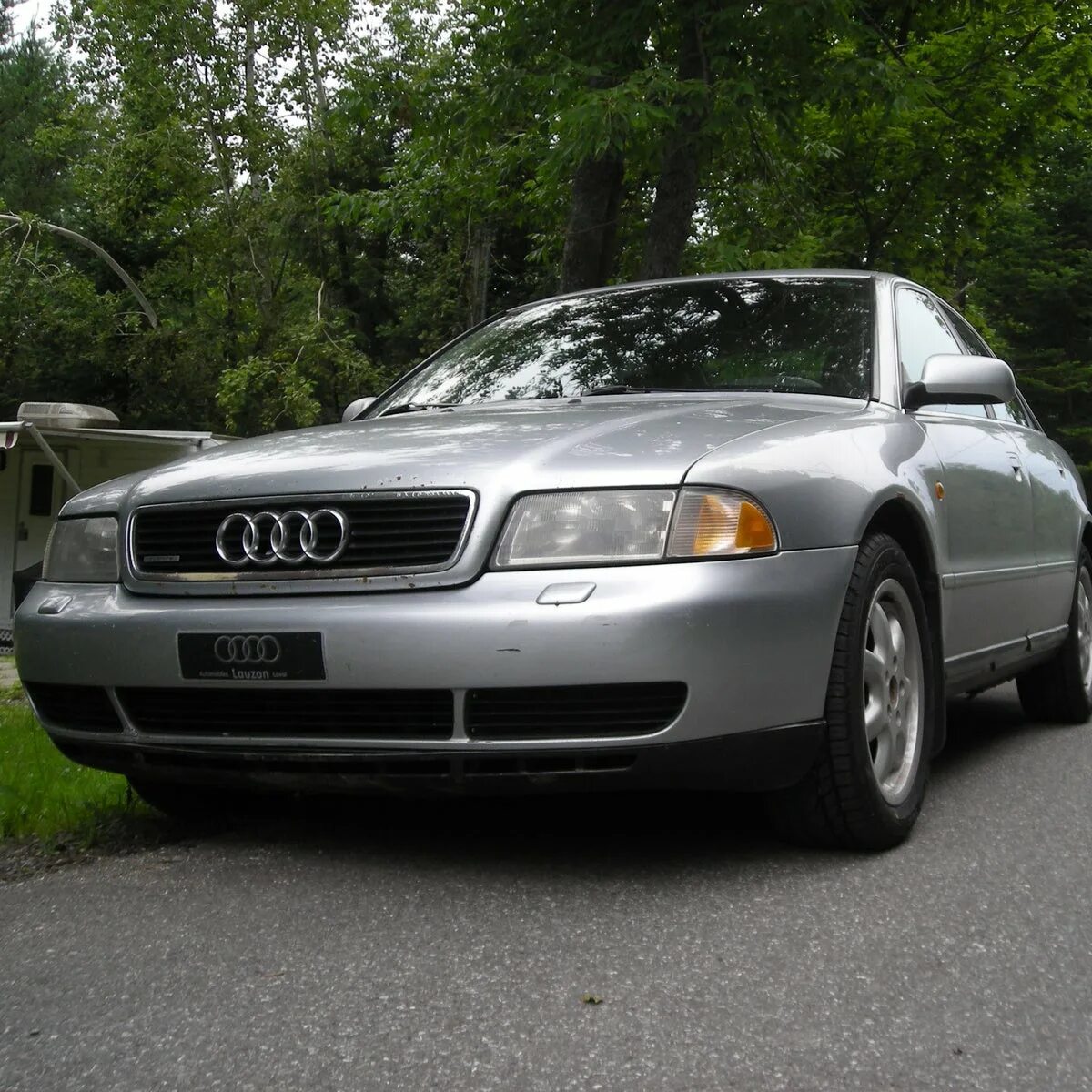Купить ауди 1999. Audi a4 1999. Ауди 4.4 кватро 1999. Ауди а4 1999. Audi a4 1999 год.