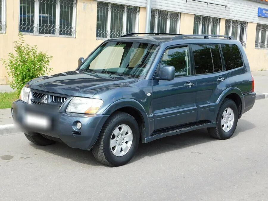 Mitsubishi pajero 2006. Mitsubishi pajero 3 2006. Паджеро 2006 дизель. Мицубиси паджеро 2006. Mitsubishi pajero 3 2006.