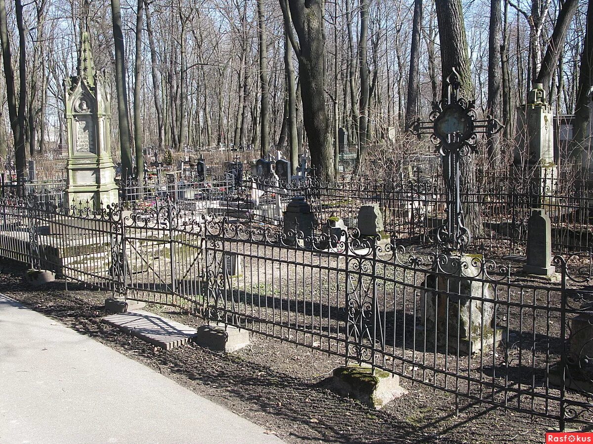 Отзыв о Мемориальное кладбище "Литераторские мостки" (Россия, Санкт-Петербург) П