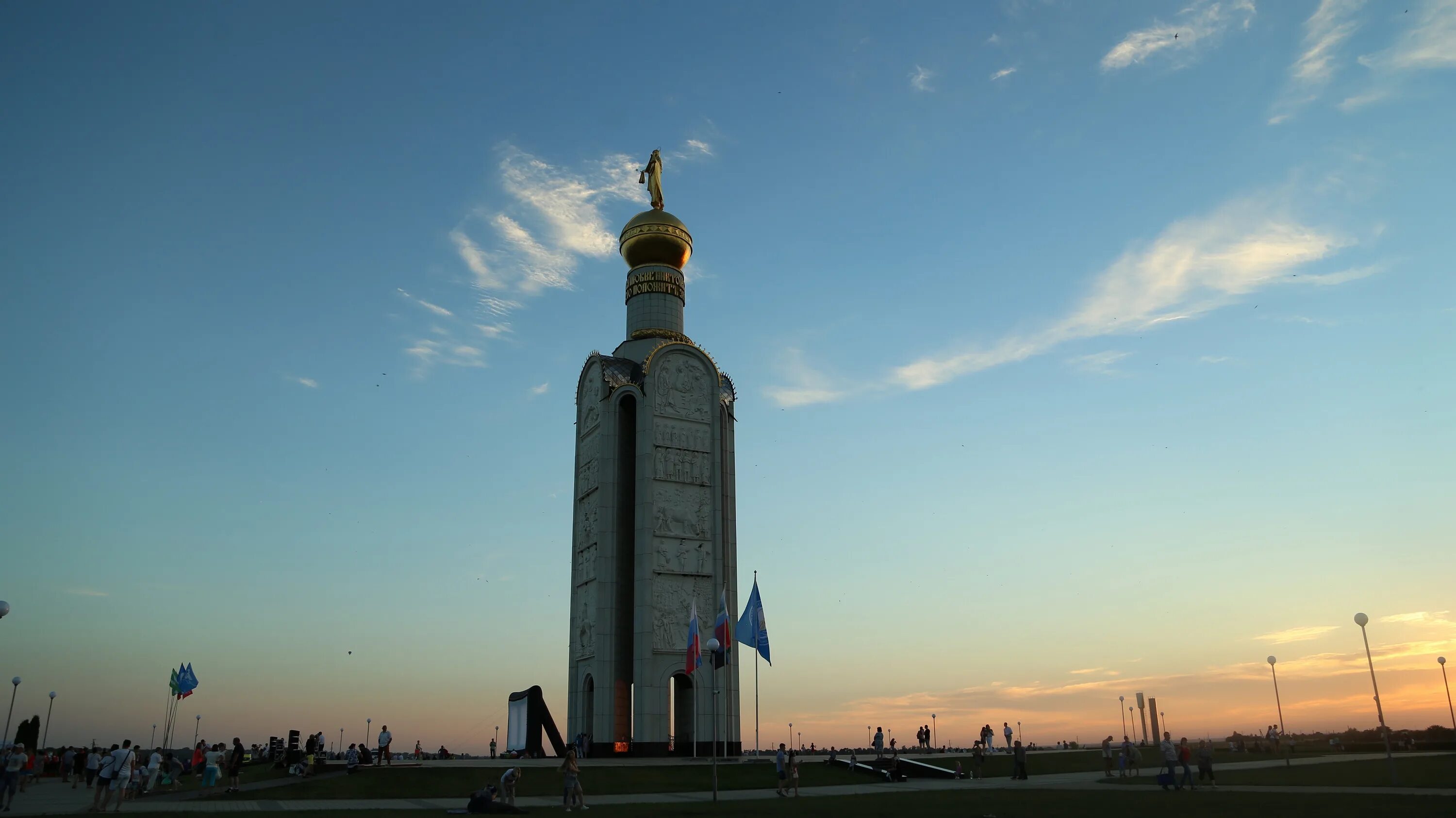 Звонница Белгород Прохоровка. Звонница на Прохоровском поле Белгородская. Звонница в Прохоровке Белгородской области. Памятник Победы звонница на Прохоровском поле.