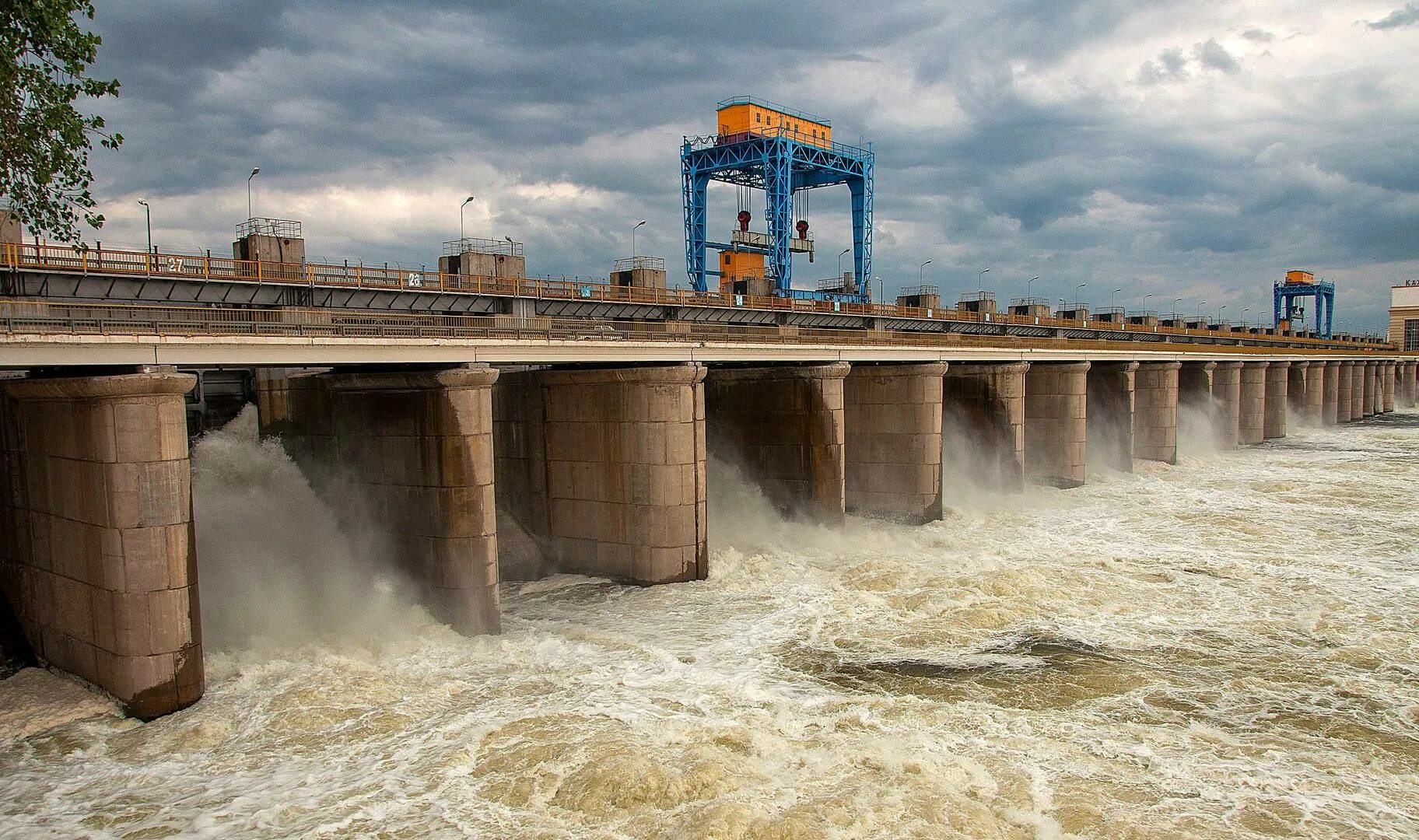 Гэс херсон. Красноярская гэс красноярск. Каховская гэс украина. Саяно-шушенская гэс 2008. Красноярск саяно шушенская гэс.