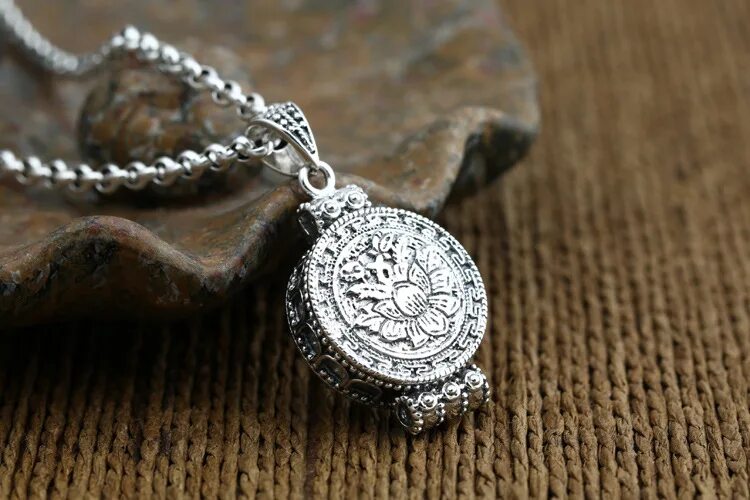 кулон коробочка