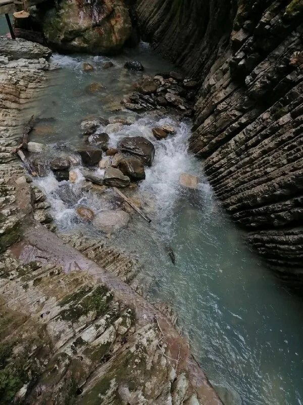 перевал кахтисар северная осетия. березовское ущелье. пчелиное ущелье кисловодск. осетия куртатинское ущелье. гуамское ущелье адыгея.
