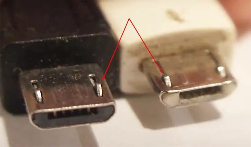 Что делать если usb. Разъем для зарядки телефона Инфинити. Расшатался разъем для зарядки телефона. Сломалось гнездо зарядки. Штекер от зарядки телефона.