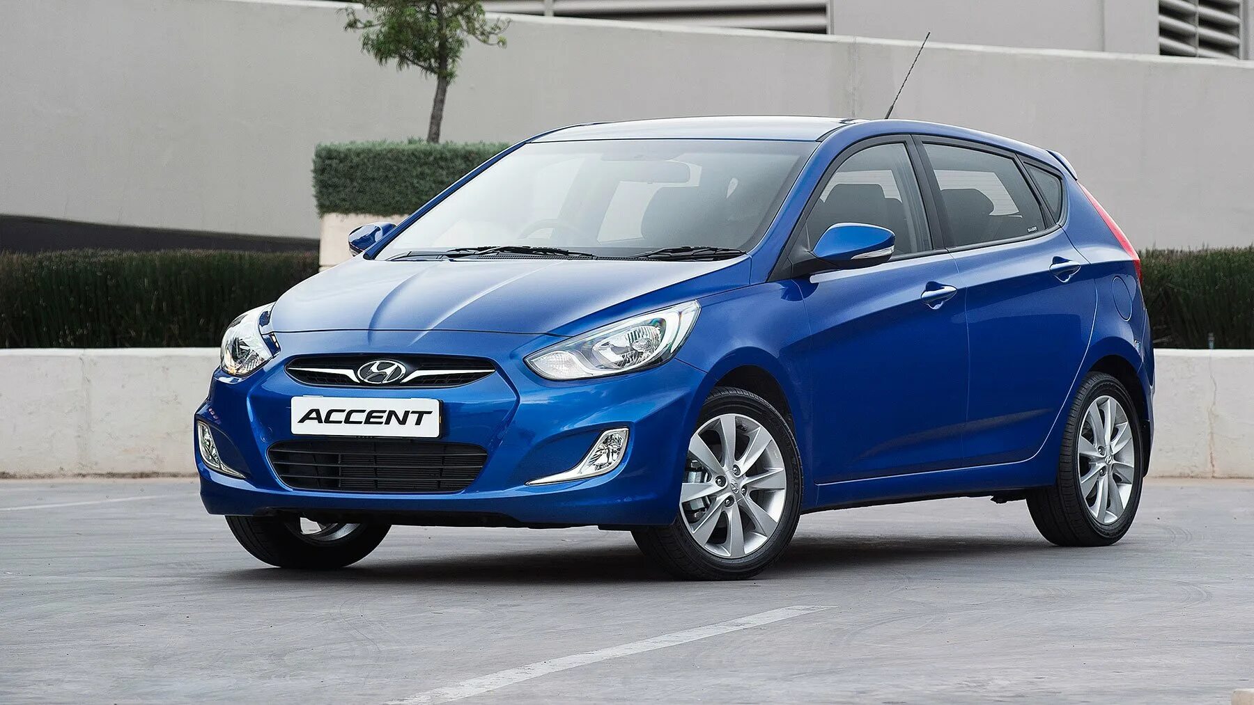 Hyundai Accent хэтчбек. Hyundai Accent хэтчбек 2014. Hyundai Accent 2012 хэтчбек. Хендай акцент хэтчбек 2013г. Продажа б у hyundai