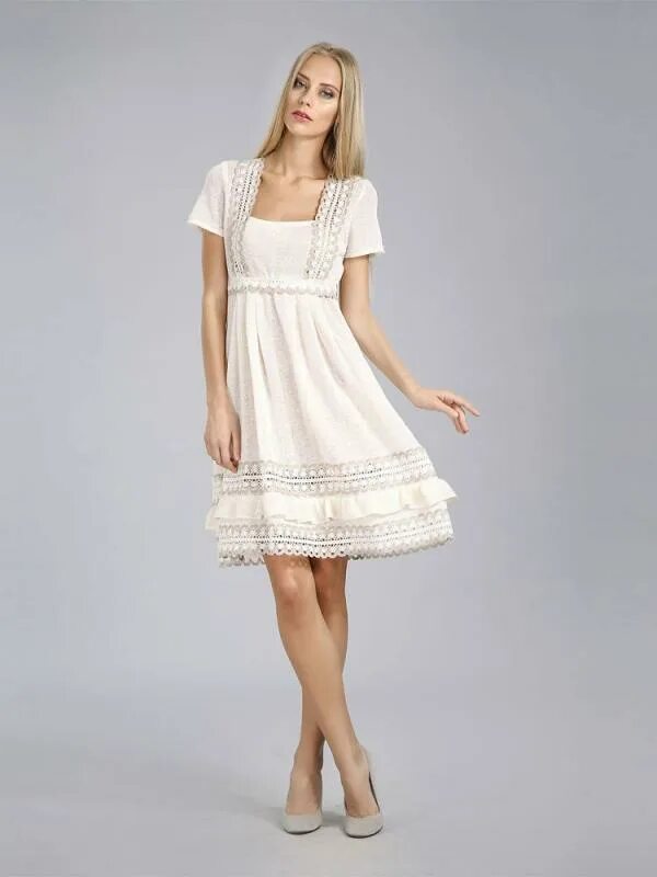Белое платье из хлопка. Льняные платья Волтри Вологодский лен. Белое летнее платье. Хлопковое платье. Платье из хлопка.