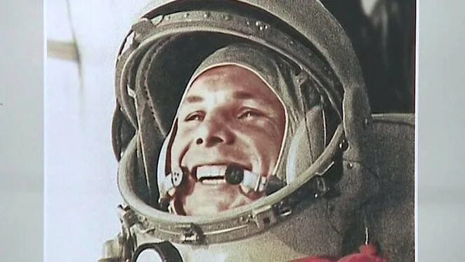 Голос юрия гагарина. Первый полёт в космос Юрия Гагарина ракета.