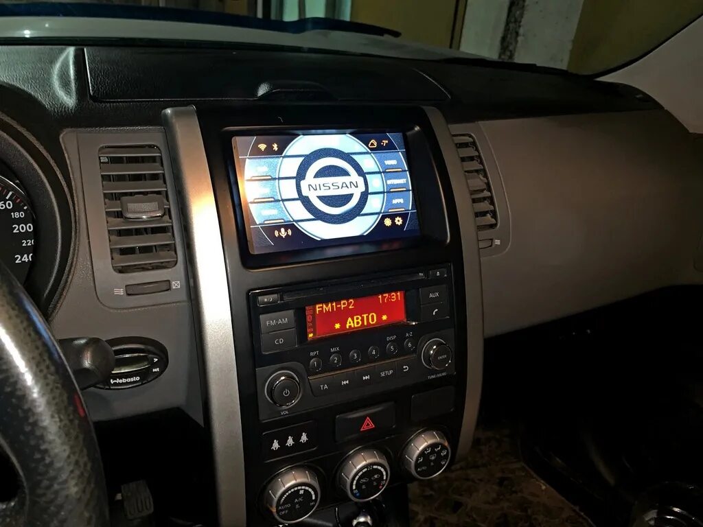 2 Din x-Trail t31. Nissan x Trail t31 2din. 1 Din магнитола в Nissan x-Trail t31. Автомагнитола ниссан х трейл