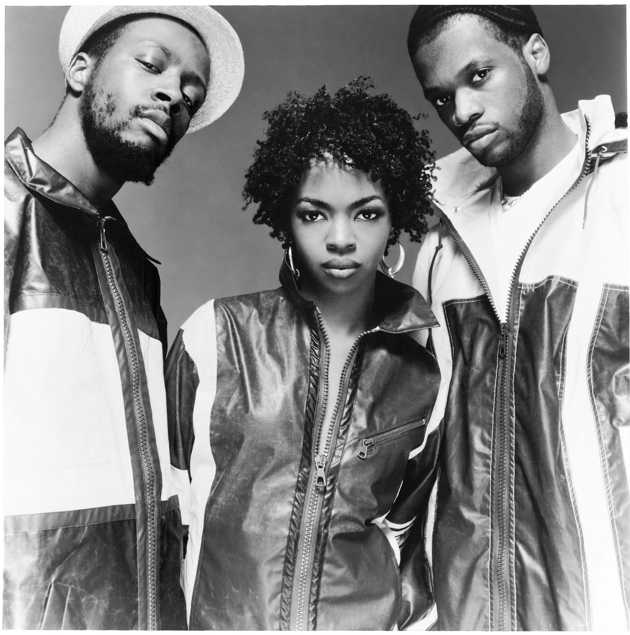 Fugees. Группа the Fugees. Fugees певица. Fugees the score обложка. Fugees killing