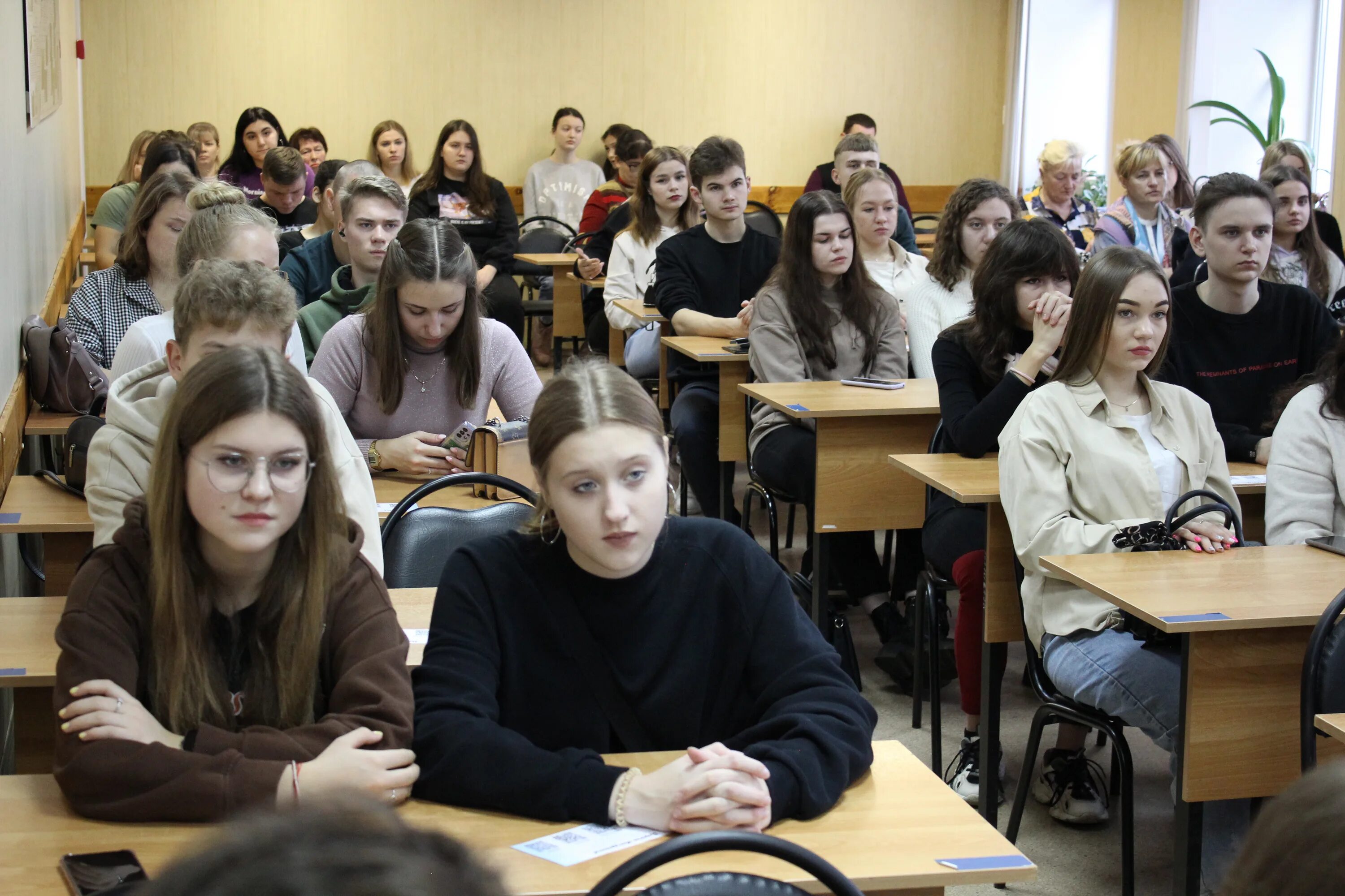 Бгк абитуриентам 2022. Будущий абитуриент. Профессии которые выбирают абитуриенты в 2022 году. Колледж на визажиста после 11 класса в москве. Абитуриенту 2023 колледжи.