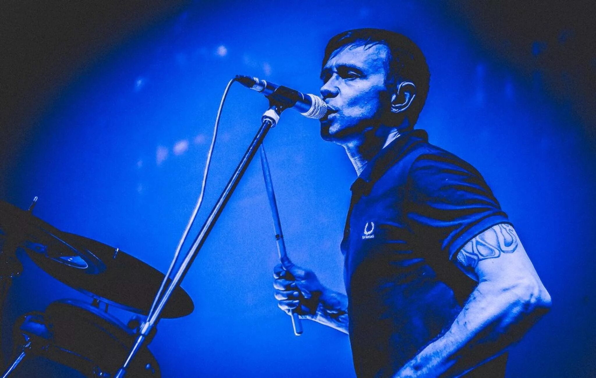 Дельфин музыкант 2000. Андрей вячеславович лысиков. Дельфин музыкант слушать. Дельфин музыкант 2013. Дельфин певец 2023.