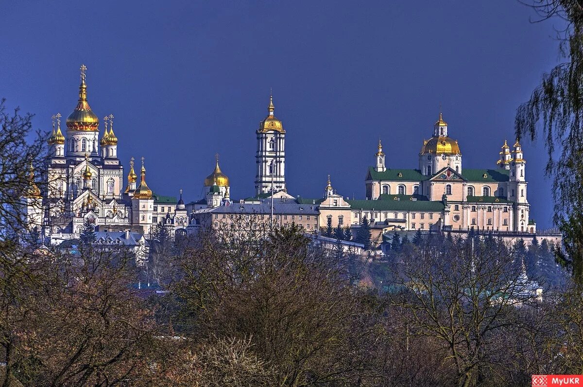 Свято успенской почаевской. Свято-Успенская Почаевская Лавра (Украина. Почаевская Лавра Лавры. Свято Успенский Почаевский монастырь. Успенская Почаевская Лавра.