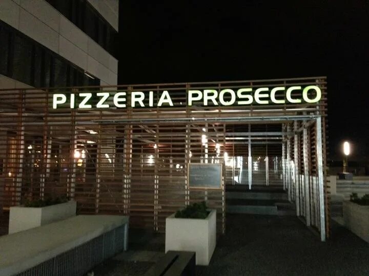 Бар просекко оренбург. Prosecco? ресторан. просекко в ресторане. просеко ресторан самара. ресторан просекко 9.